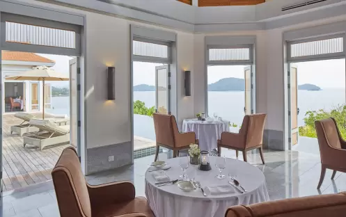 THE RETREAT INTERIOR